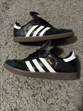 adidas gazelle silver green womens Adidas Samba Classic (10.5) – NEW YORK NUTJOB